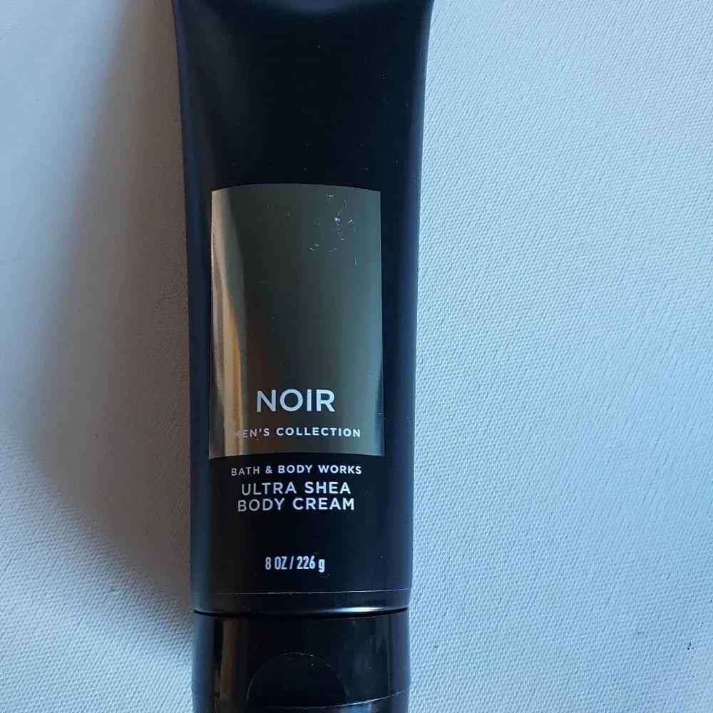 BATH & BODY NOIR MEN'S COLLECTION